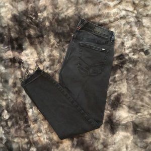 Low rise skinny jeans